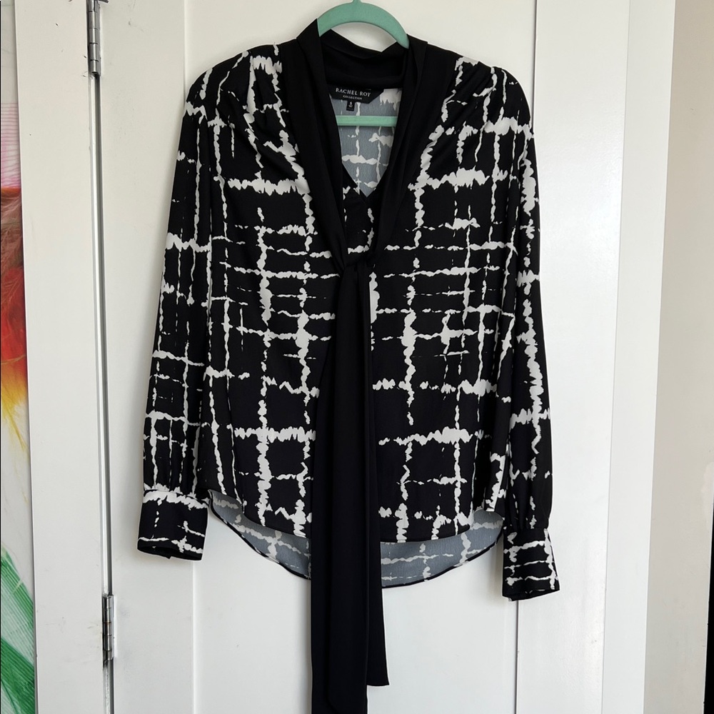 RACHEL Rachel Roy Black and White Abstract Blouse